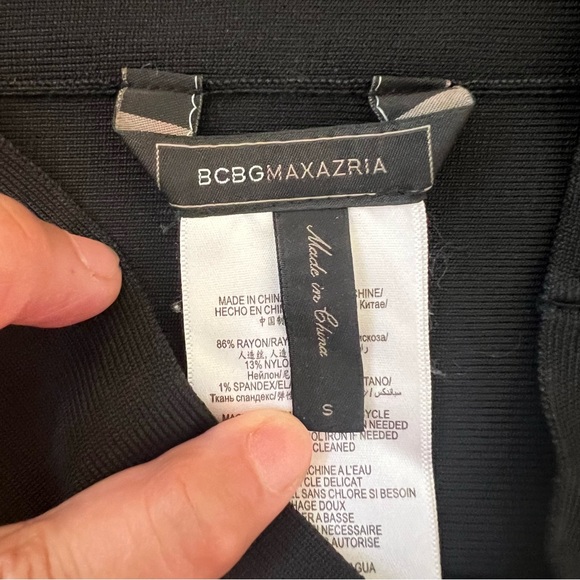 BCBGMaxAzria Black Mini CHAKRA Skirt B5/18 - Picture 6 of 15